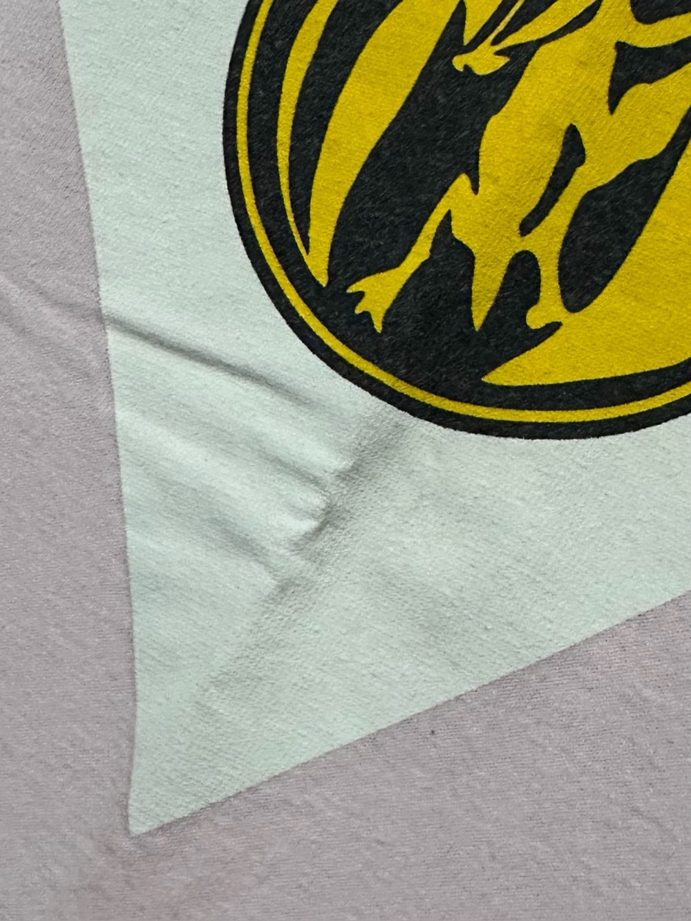 Mighty Morphin Power Rangers Pink Shirt - Picture 5 of 9